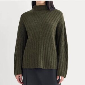 Everlane - Funnel Neck Cashmere Sweater